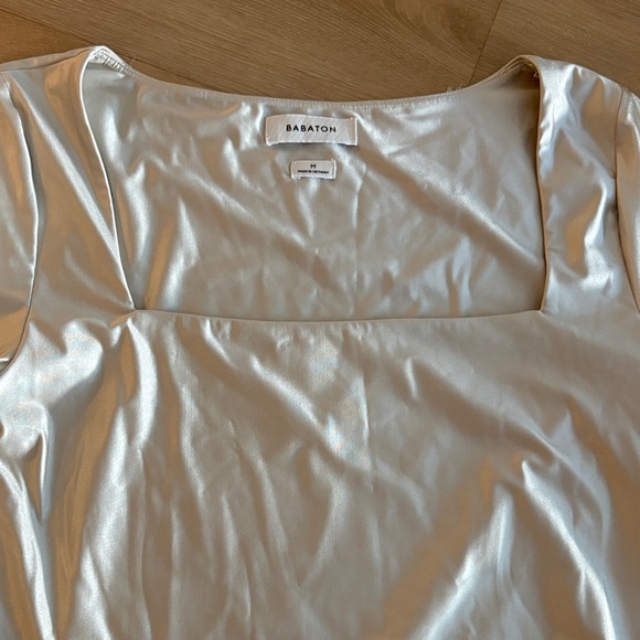 Babaton Silver Asymmetrical Long-Sleeve Top - Picture 4 of 4